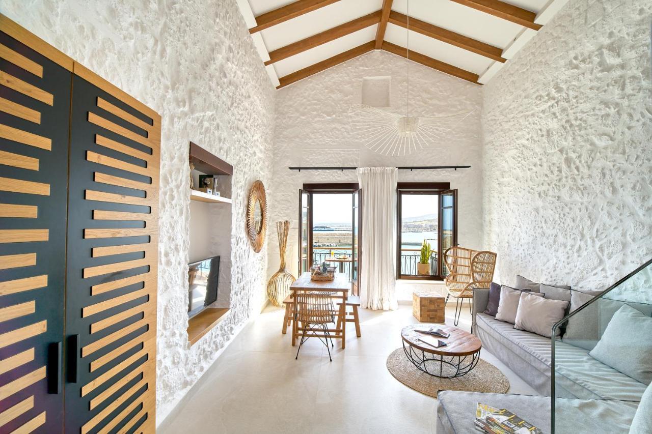 Vista Del Porto Luxury Suites Rethymno  Bagian luar foto