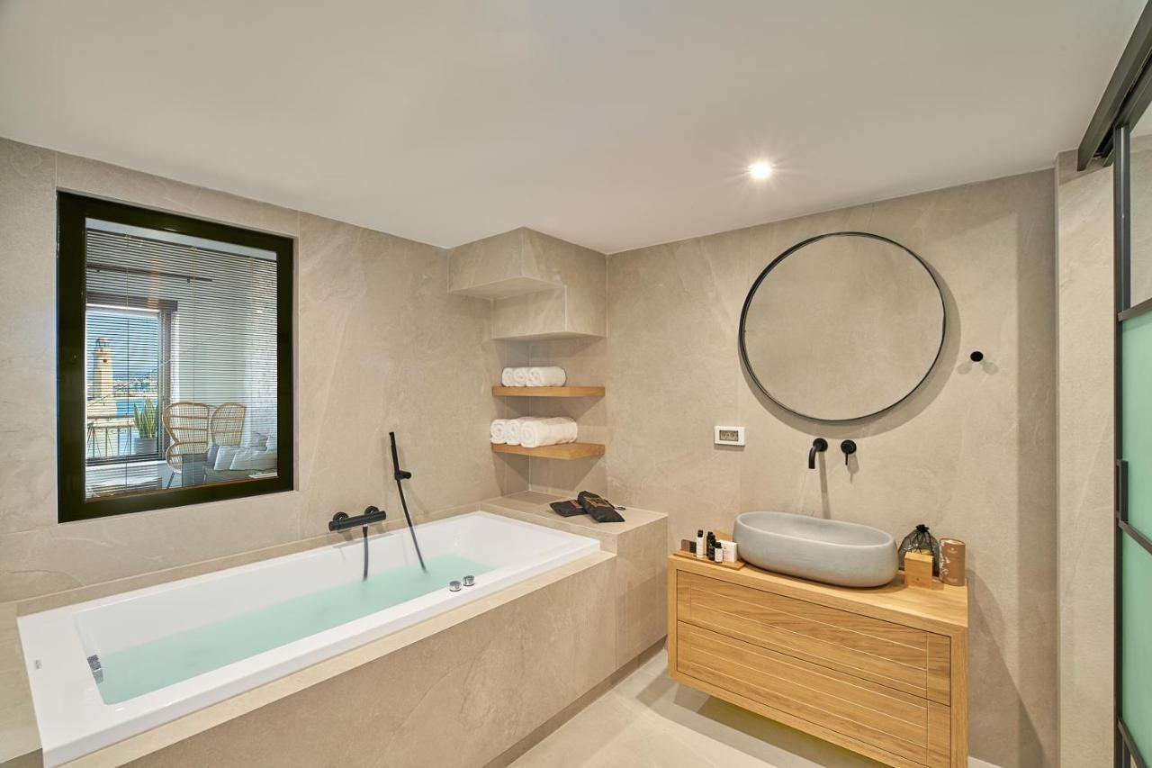 Vista Del Porto Luxury Suites Rethymno  Bagian luar foto