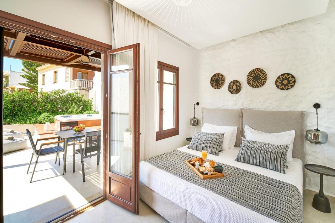 Vista Del Porto Luxury Suites Rethymno  Bagian luar foto